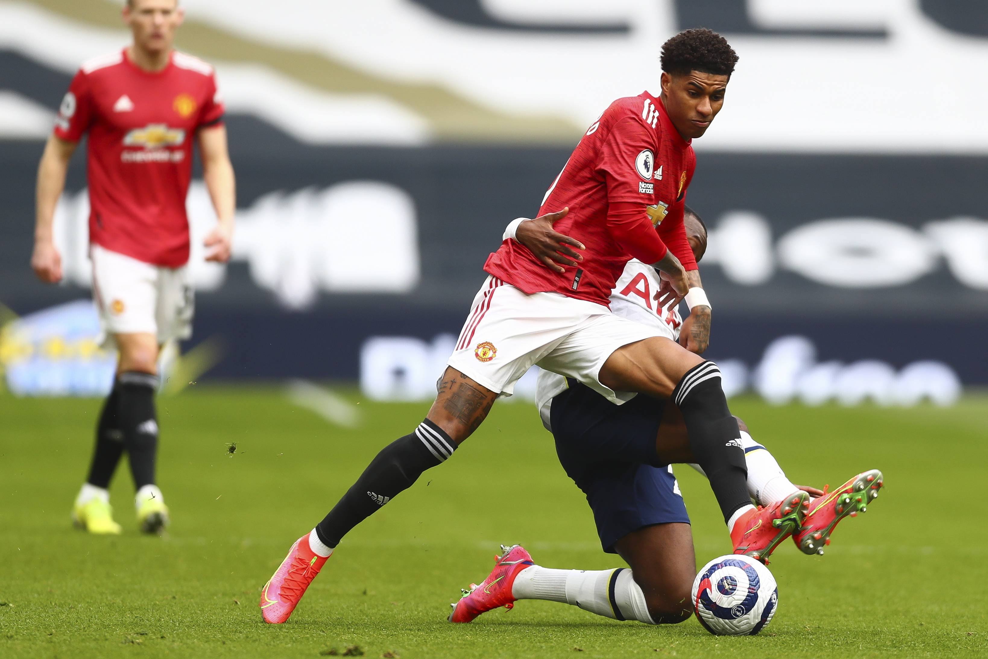 部监督时仍 部监督时仍