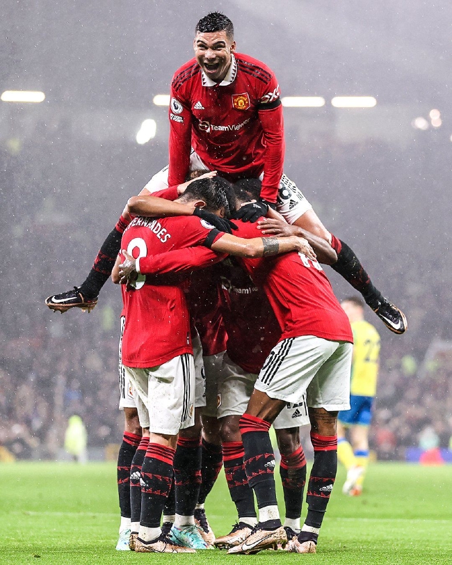 尽管他们的 尽管他们的